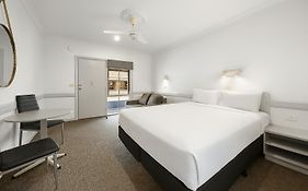 Centre Town Motel